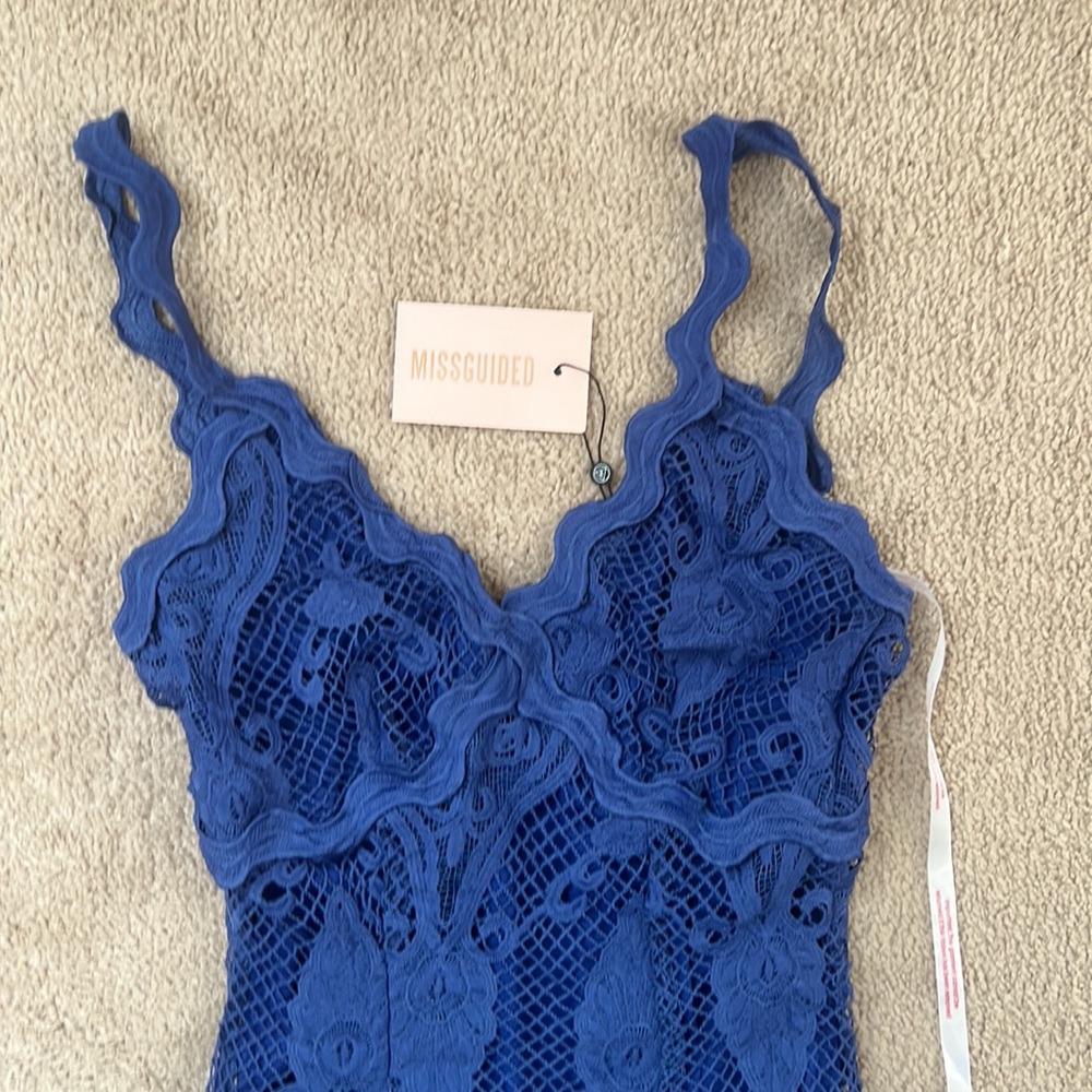 NWT Missguided lace dress